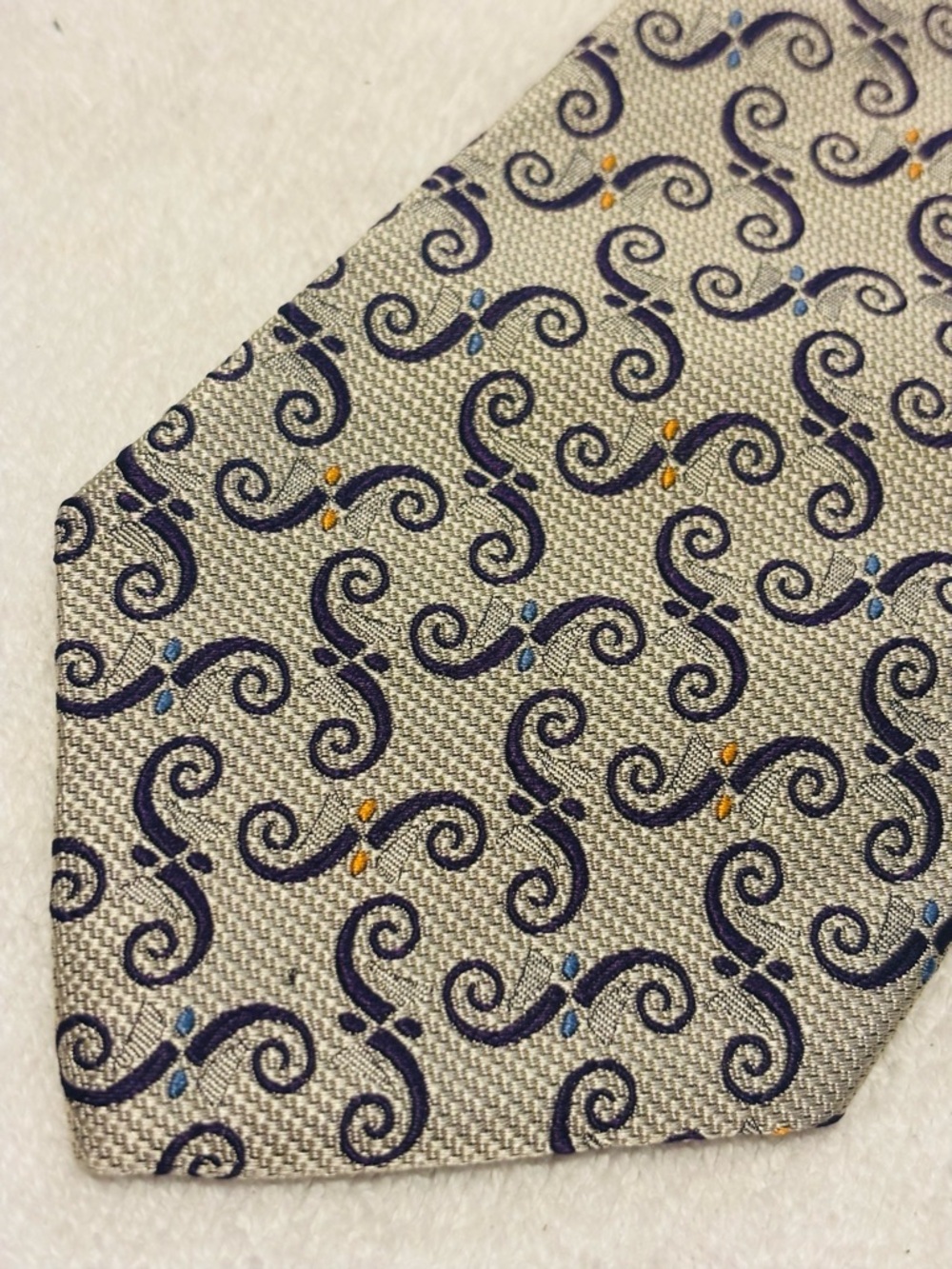 Brand New Stylish High Quality Tie By MARK PENDLETON